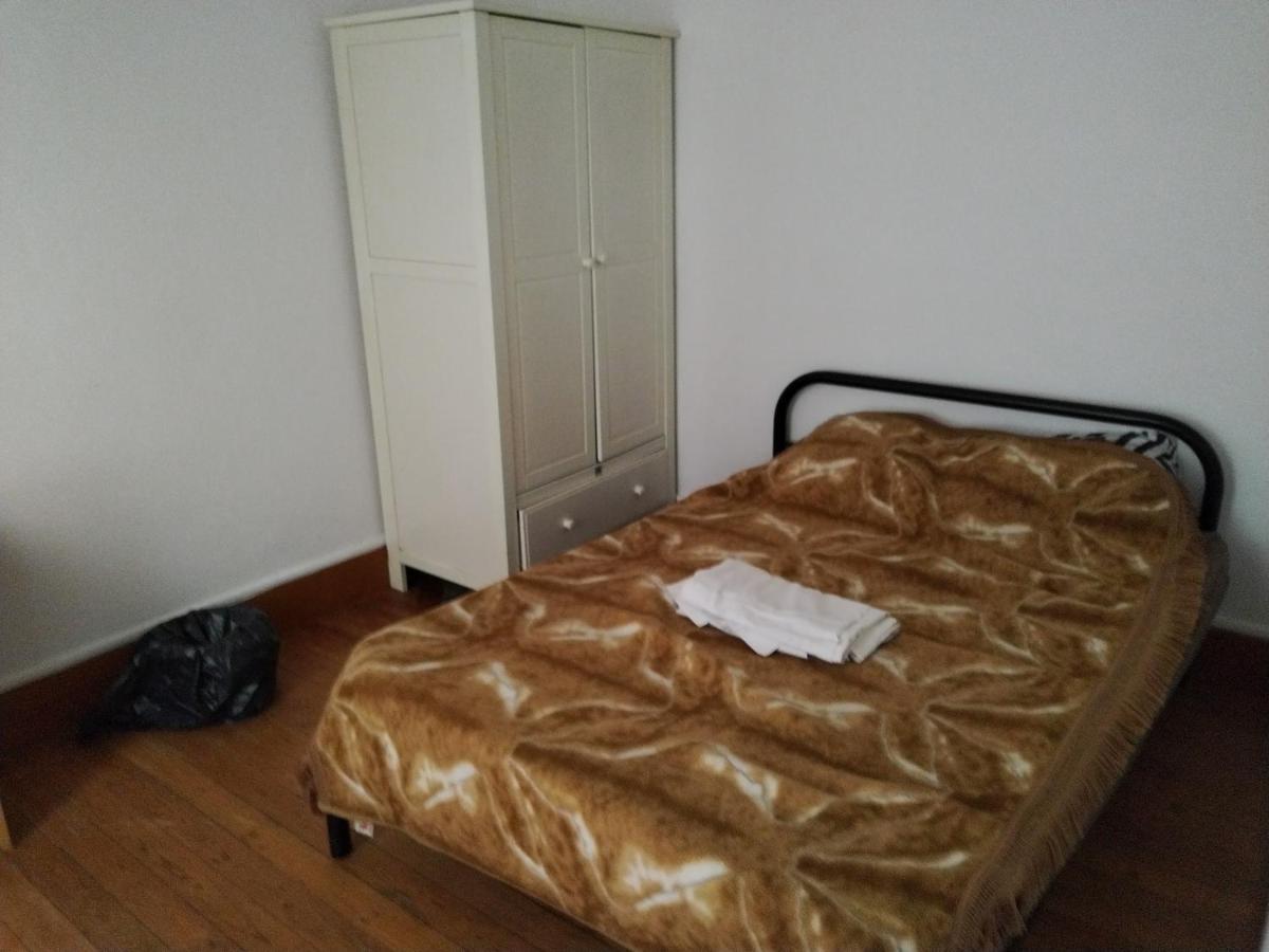 Loue Studio Propre !, Endroit Tres Calme, A 5 Minutes Gare Mantes La Jolie, Bagian luar foto